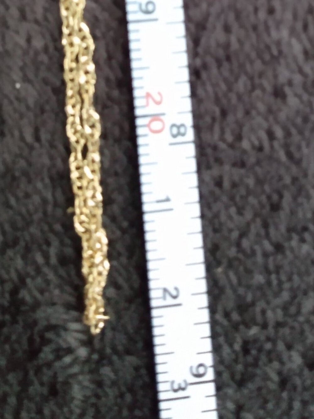 Solid 10k yellow gold diamond cut chain - Picture 6 of 6